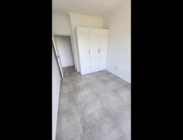 2 BEDROOM APARTMENT FOR SALE IN UMHLANGA RIDGE